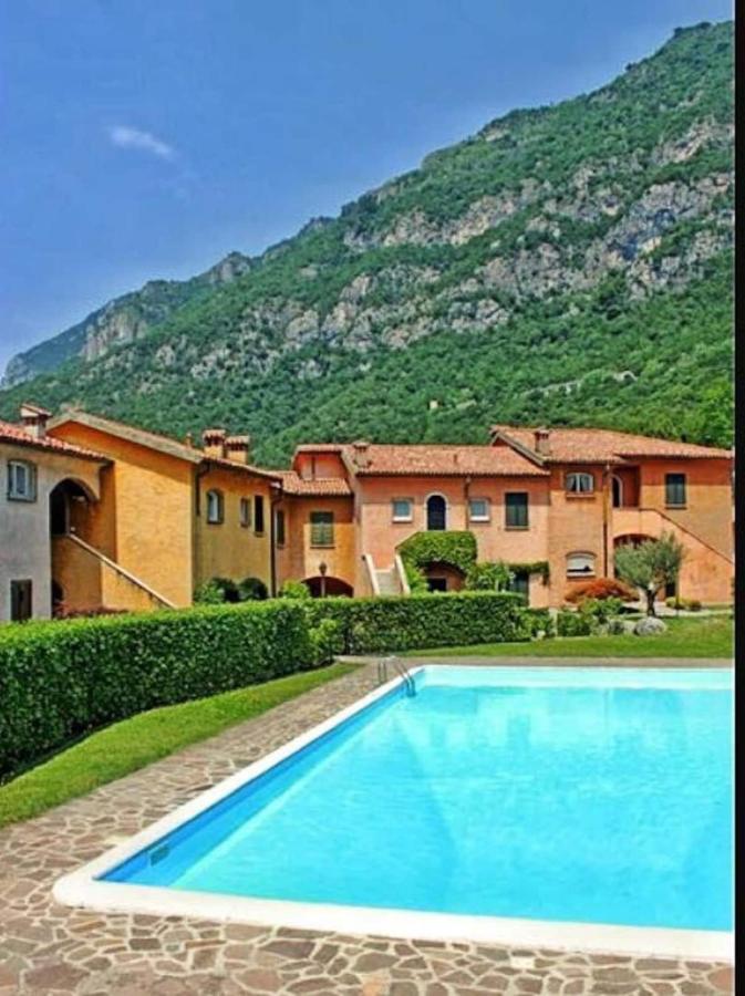 Residence I Prati Di Giussana Lierna Exterior foto